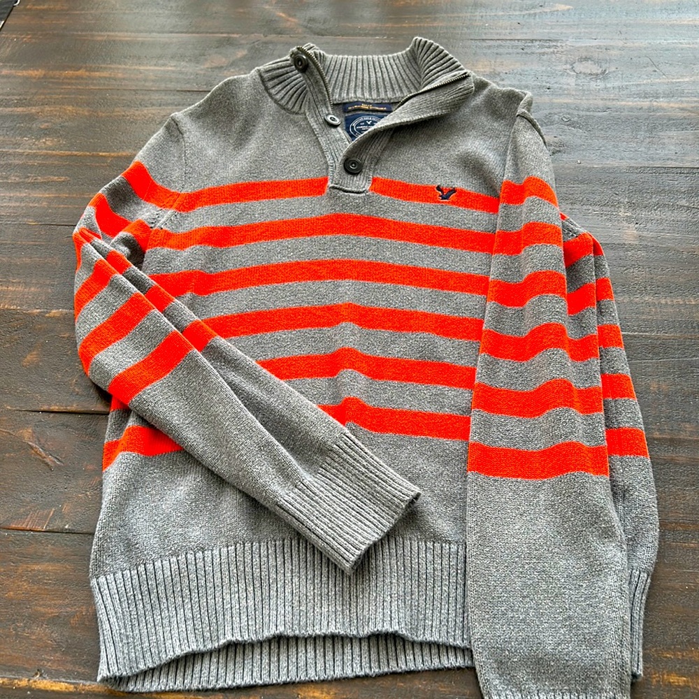 American Eagle orange and grey pullover sweater size medium